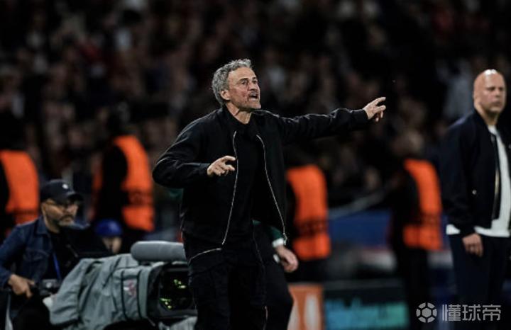 一纸合约背后的温情故事:大巴黎如何留住冠军教头的真心 体育新闻