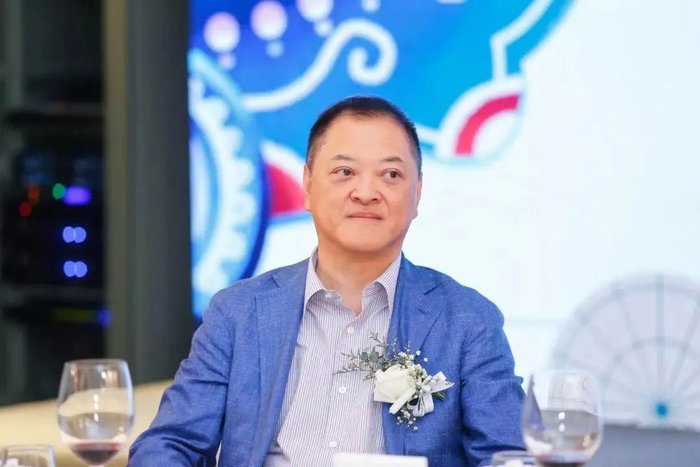 春节出境遇阻；天津法院限制令下达，富力掌门人难离境。