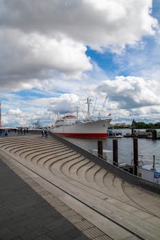 光环崩塌的必然性：金融精英职业逻辑的逆向推演 新闻